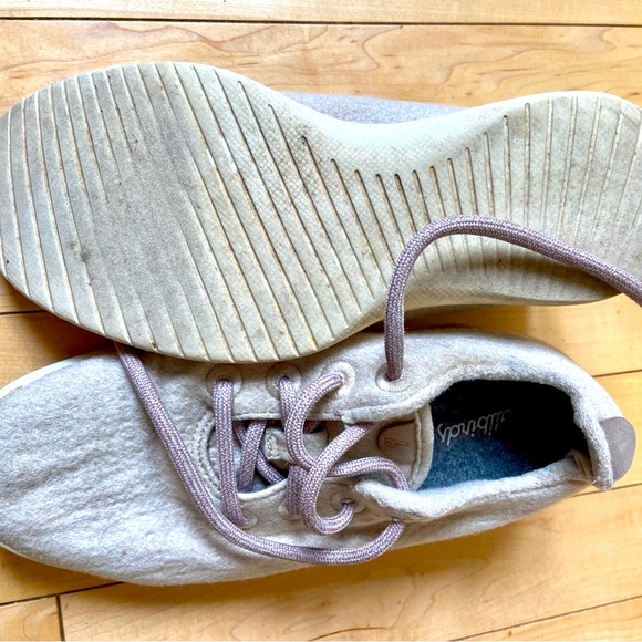 All birds light pink sneakers size 7US - Picture 2 of 4